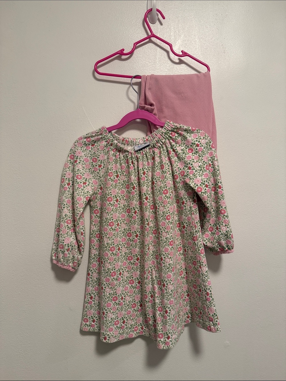 Eyelet and Ivy Girls Pink Floral Long-Sleeve Pajama Set